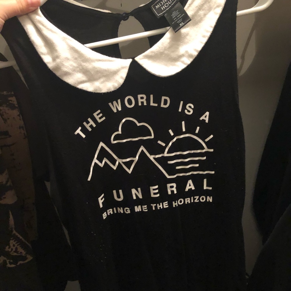BMTH The World is a Funeral top